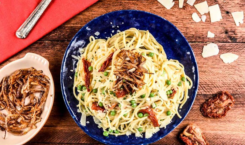 Caramelized Shallot & Sun-Dried Tomato Spaghetti