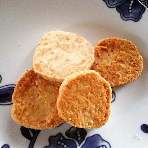 Cheesy Crackers
