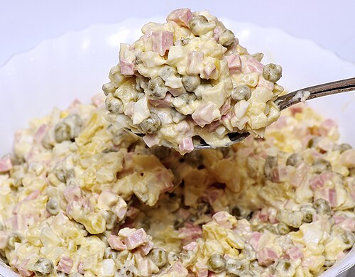 Chicken Salad with Apple and Peas