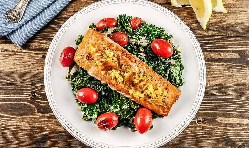Crispy Garlic and Lemon Crusted Salmon