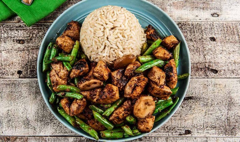 Healthy Takeout Szechuan Chicken and Green Beans