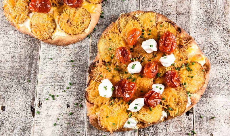 Loaded Baked Potato Flatbread