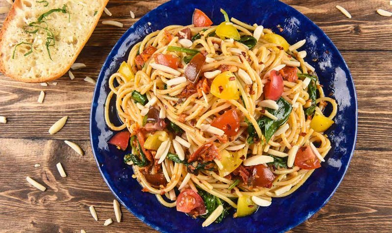 Sun-Dried Tomato Pesto Spaghetti